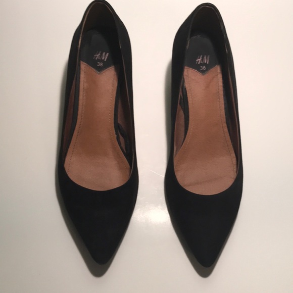 H&M Shoes - H&M Black Suede-like Kitten Heel 7